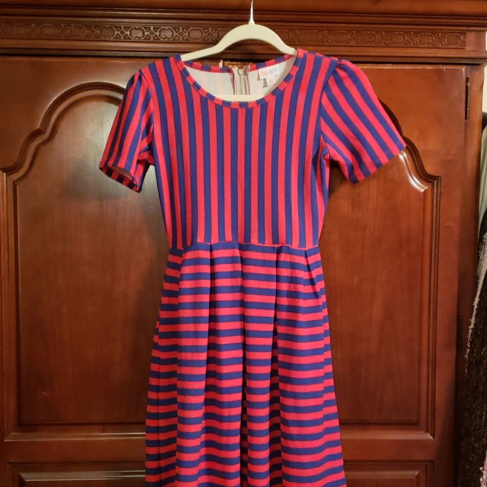Lularoe amelia